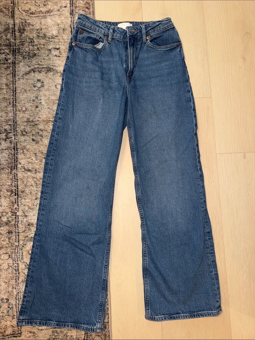 H&M Wide-Leg Jeans in Medium Blue Wash
